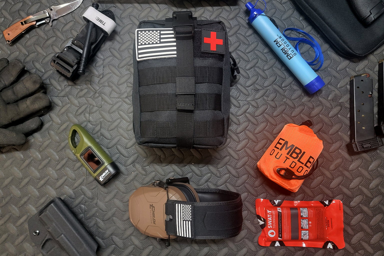Top 5 Essential Items Every Emergency Survival Kit Should Have